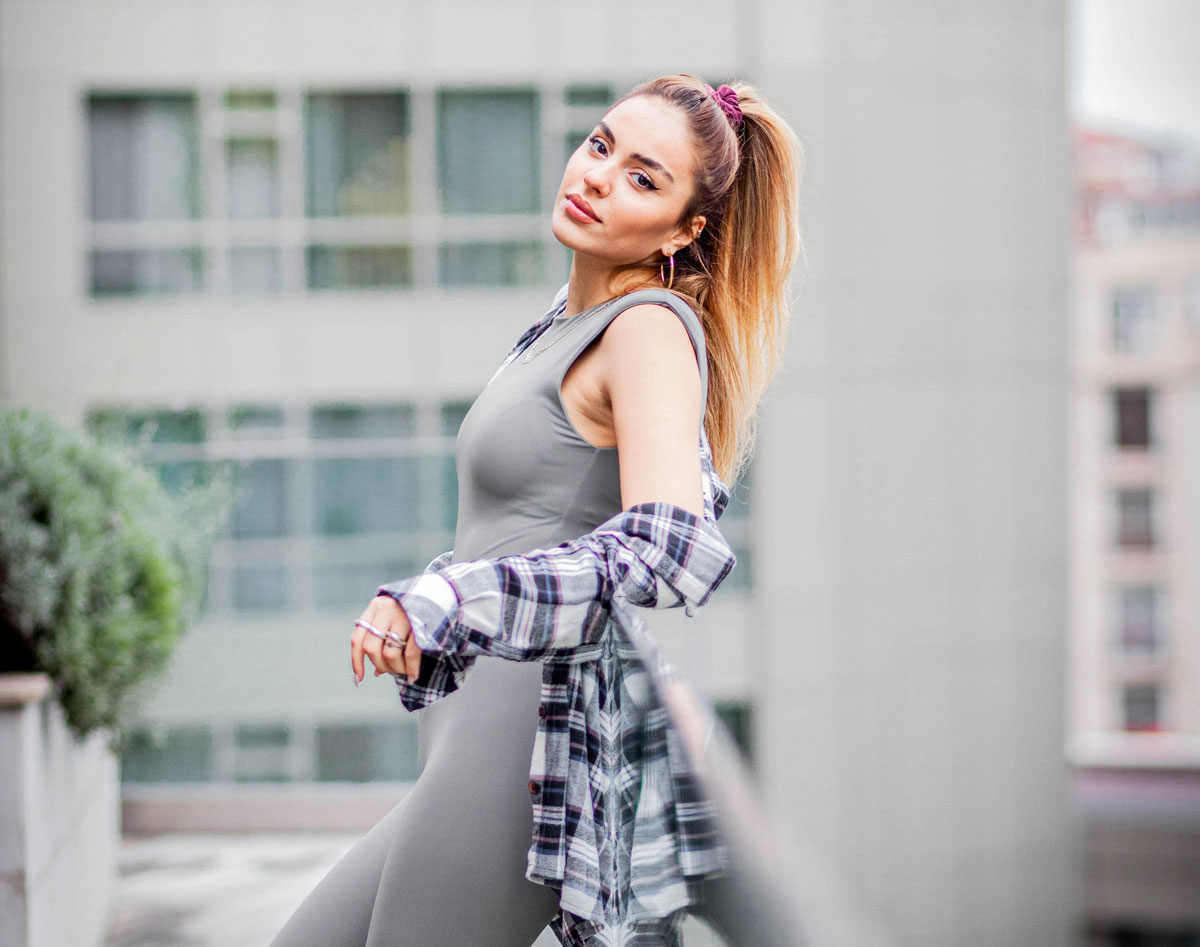 How to Date a Russian Woman