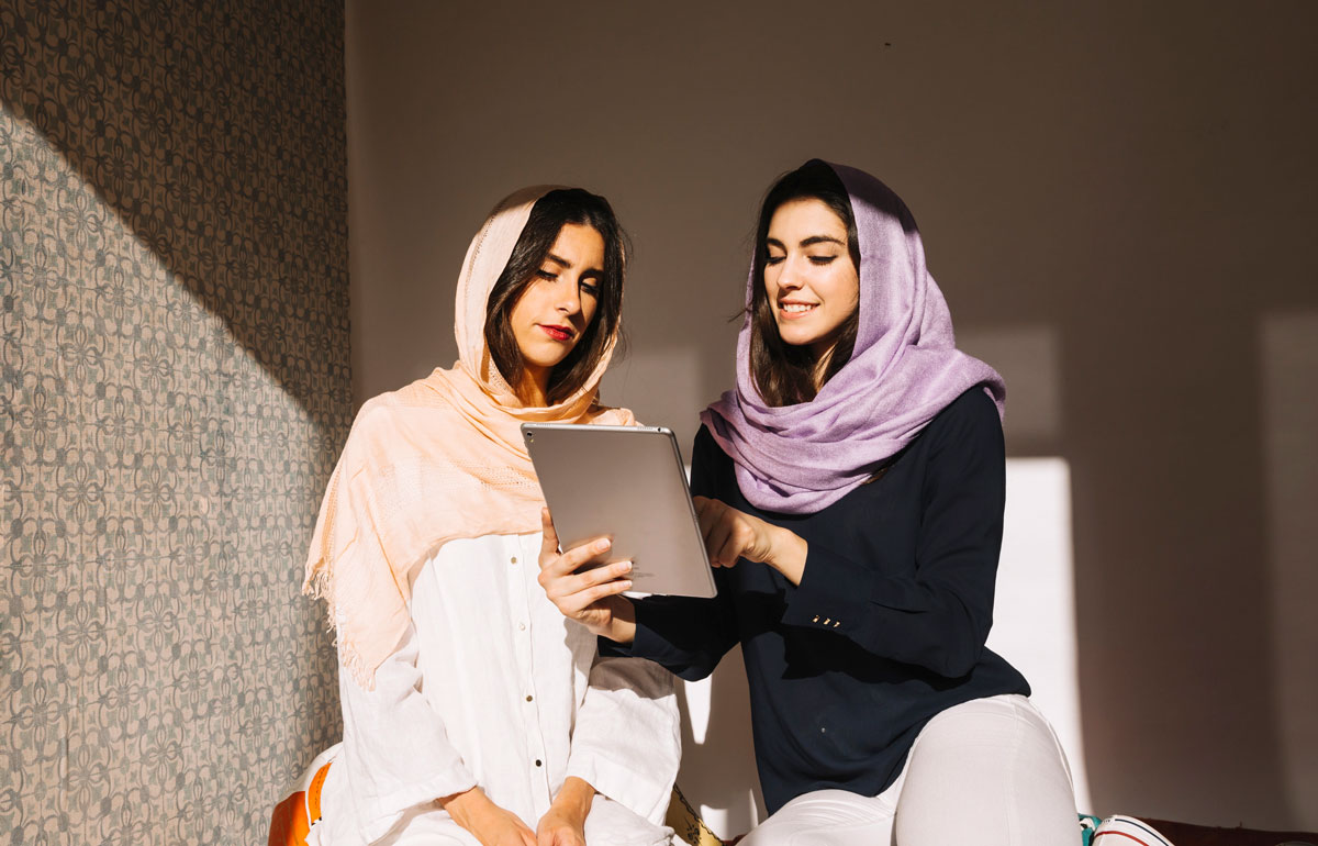 meet pakistani girls